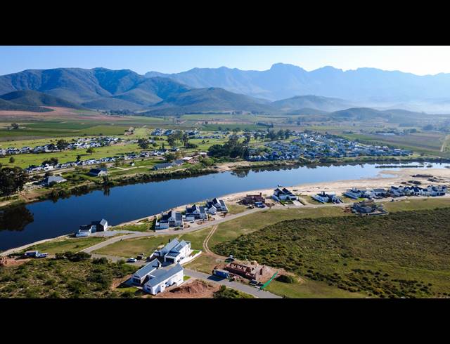 628M² VACANT LAND FOR SALE IN SILWERSTRAND GOLF AND RIVER ESTATE
